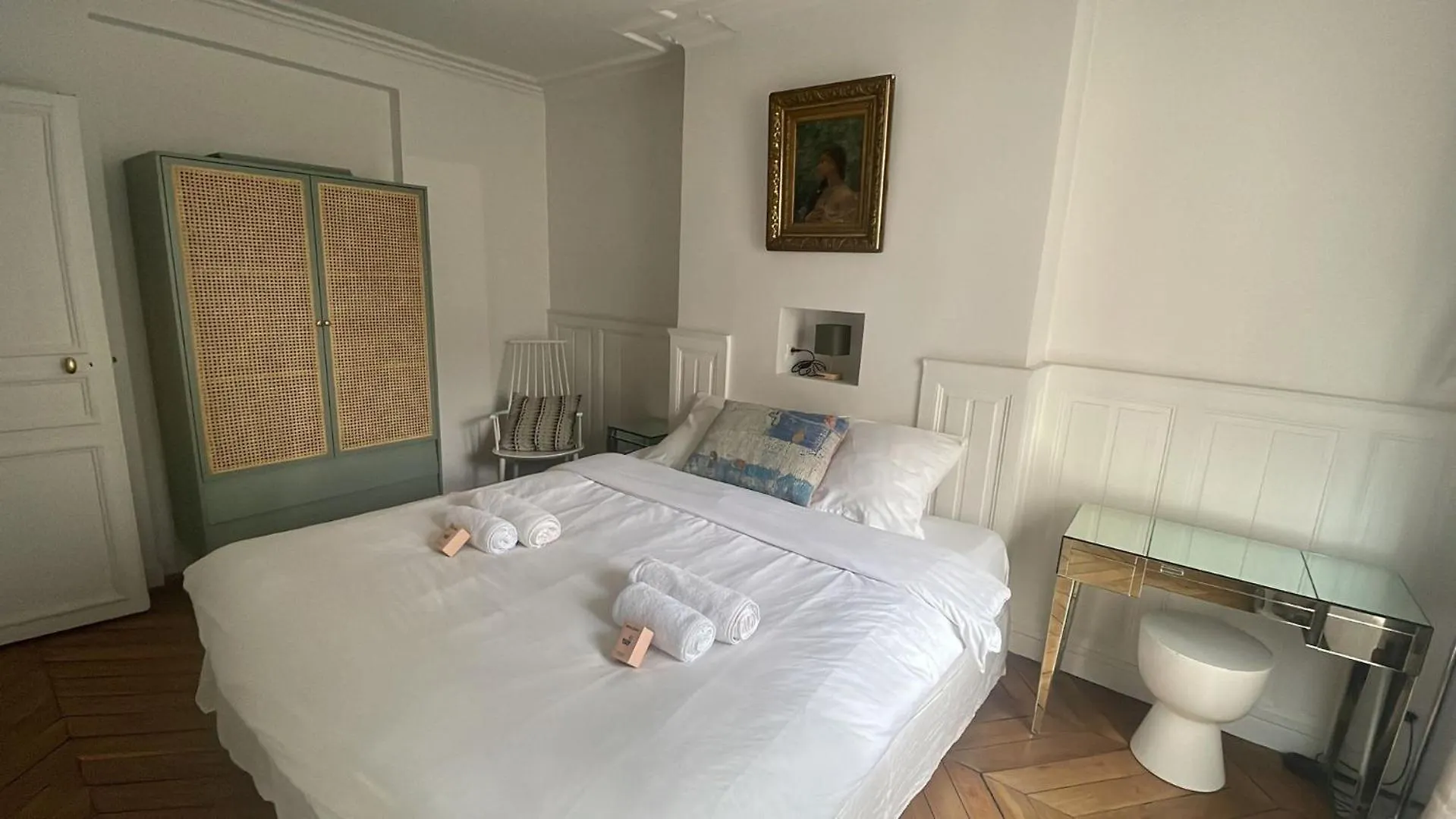 L'Artistique - Design & Spacieux - Tour Eiffel Παρίσι 0*,
